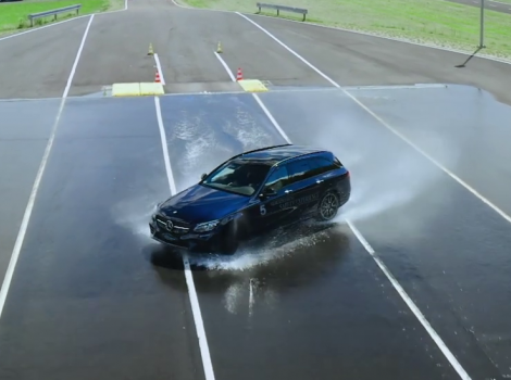 Mercedes Safety Experience na torze w Bednarach – gwiazdy tańczą na torze